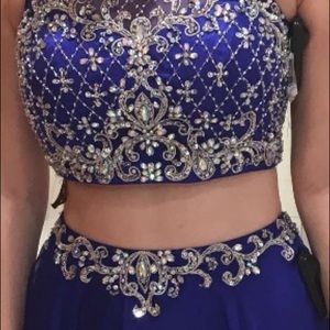 NEW WITH TAG prom dress for sale!